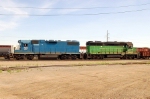 EMDX 758 & BNSF 2744